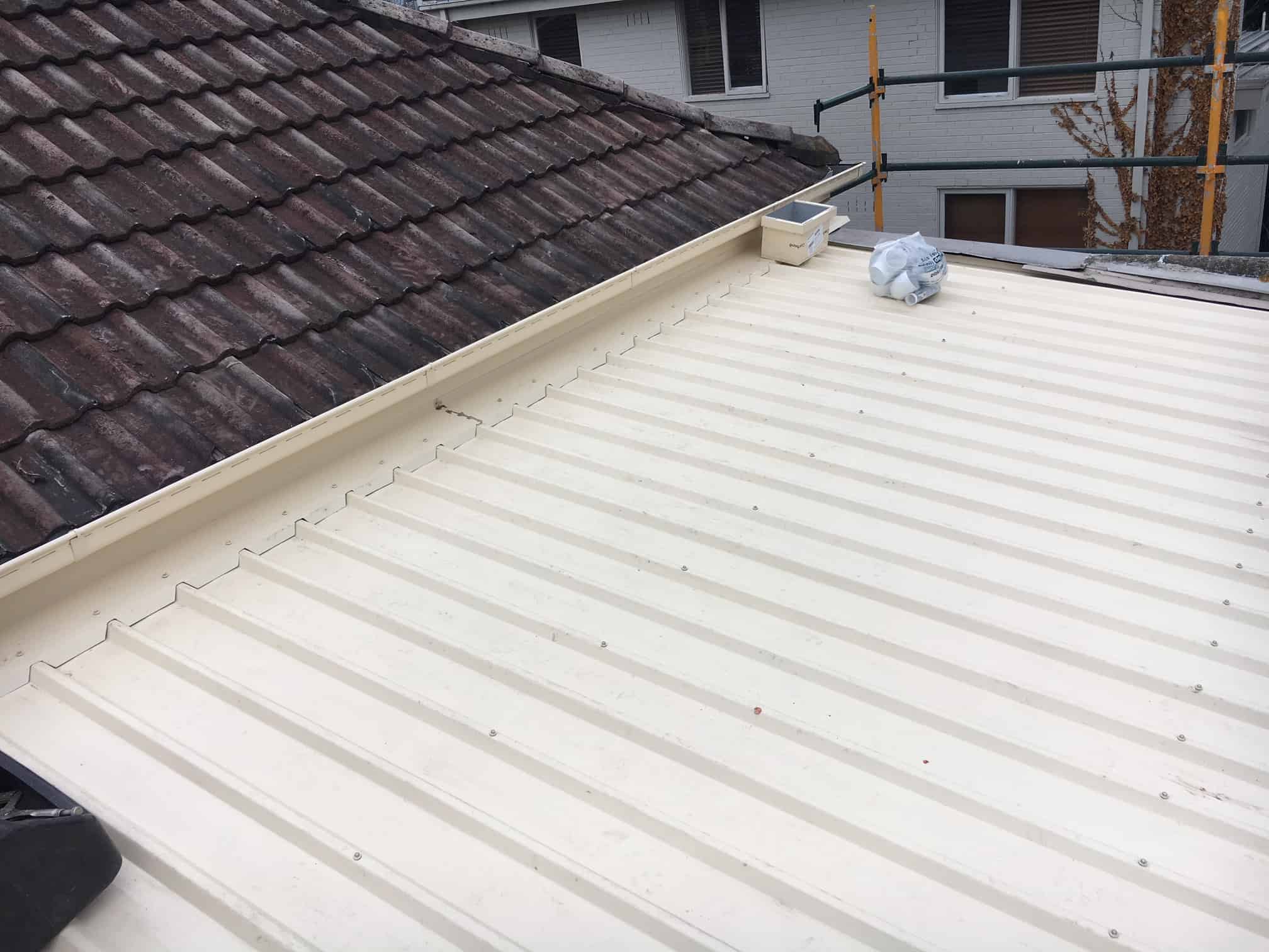 roofing services rowville, cream colorbond roofing