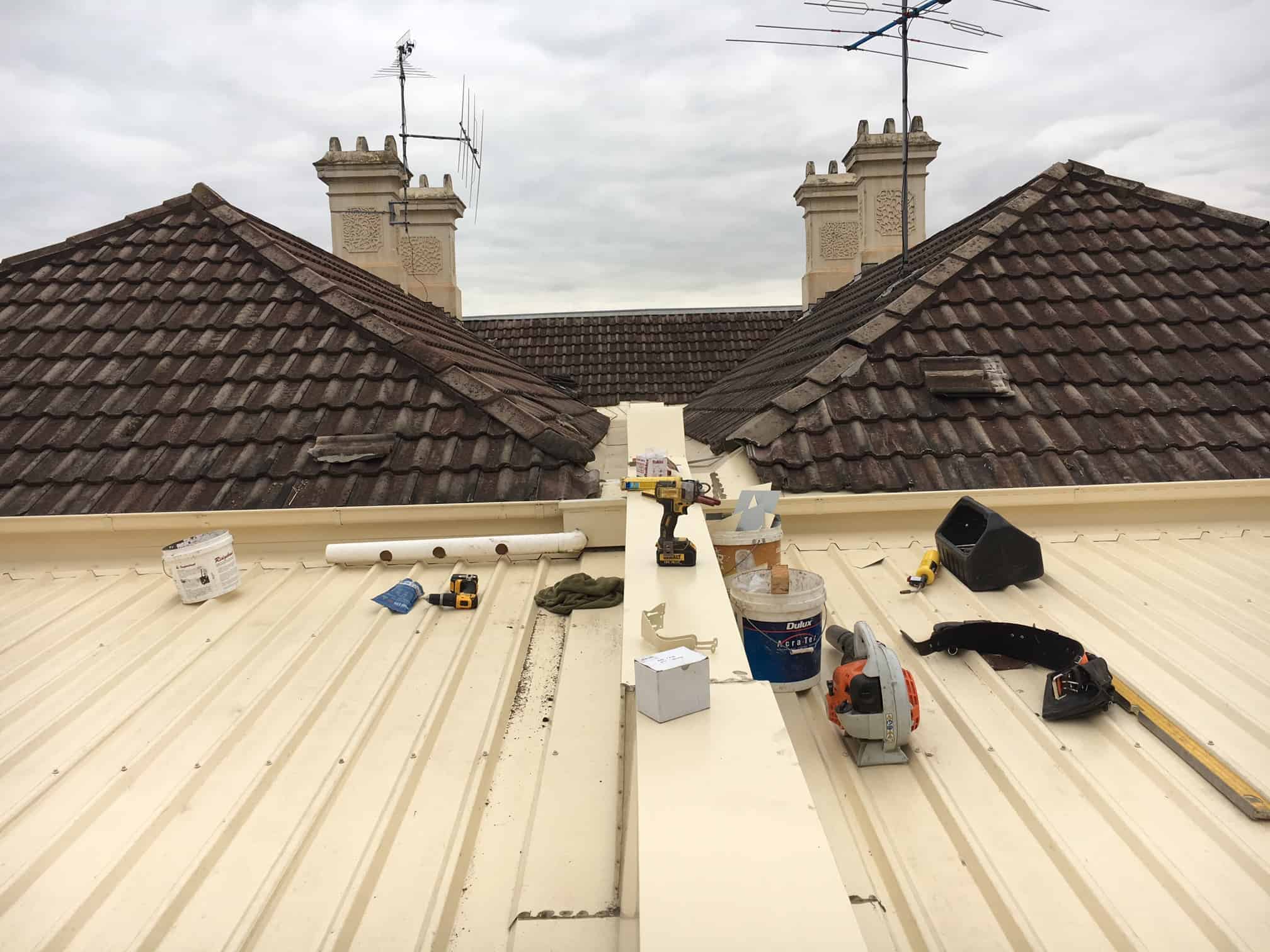 roofing services carrum, cream colorbond roofing